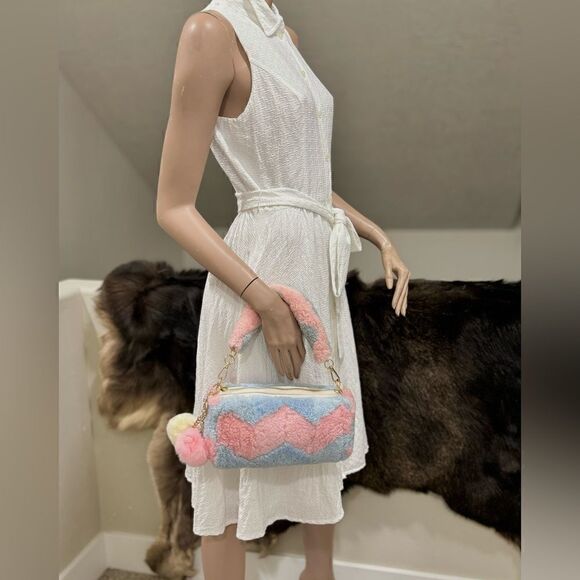 Handmade Colorblock Genuine Shearling Leather Barrel Bag & 3 Strap Styles - Picture 3 of 16